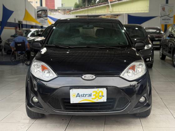 FORD FIESTA 1.0 ROCAM HATCH 8V FLEX 4P MANUAL